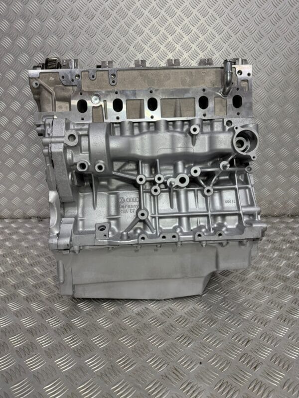 VW Transporter 2.5 TDI 4 - EU Engines & Parts VW Transporter 2.5 TDI 4 - EU Engines & Parts